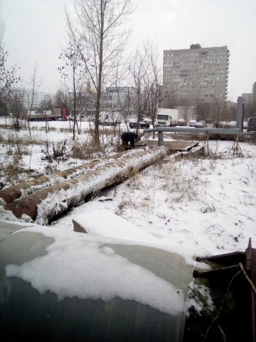 В Южноукраинске в коллекторе теплотрассы нашли двух человек 5