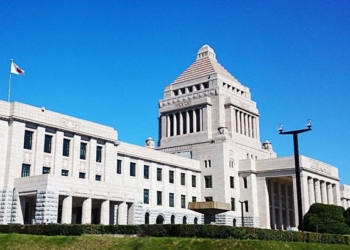 Япония ввела налог на выезд из страны