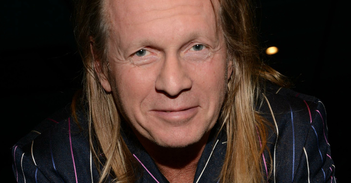 Певец Крис Кельми скончался в возрасте 63 лет