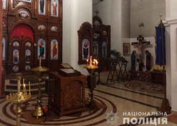 Артефакт силы. В Донецкой области вор вынес из храма мощи Георгия Победоносца и принес домой