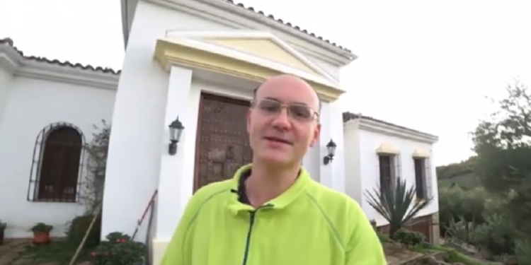 Побыть гостем, но почувствовать себя дома. Житель Николаева делится опытом, как бесплатно жить в квартирах и домах по всему миру