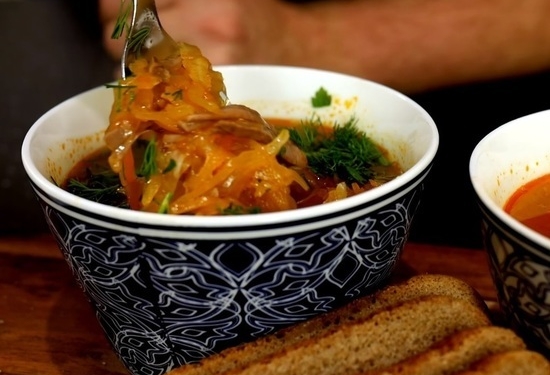 В Смоленске мужчина отрубил жене голову за невкусные щи