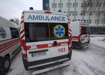 Мужчина испугался “фашистов” и выпрыгнул из окна столичного отеля