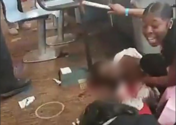 В Калифорнии расстреляли людей в боулинг-клубе, появилось видео