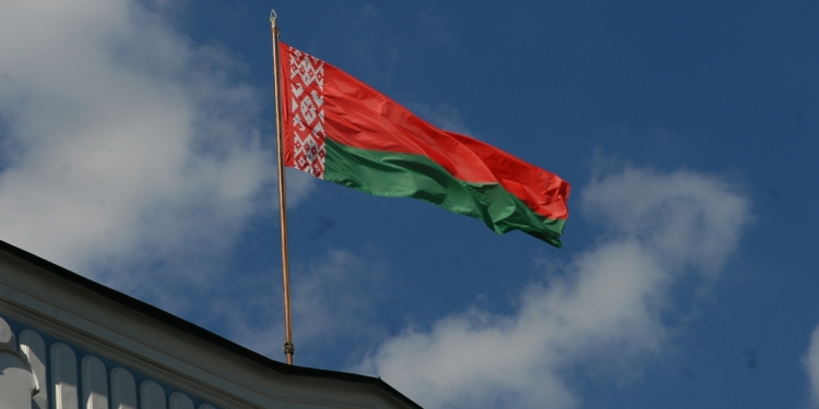 Оппозиция Беларуси призвала власти ограничить трансляцию российских каналов