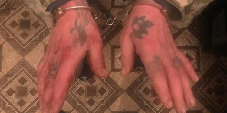 В Николаеве 36-летний рецидивист зарезал своего собутыльника, а потом попытался рассказать полицейским сказочку