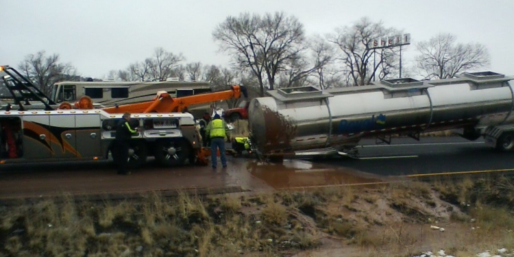 В США «река шоколада» парализовала движение на трассе