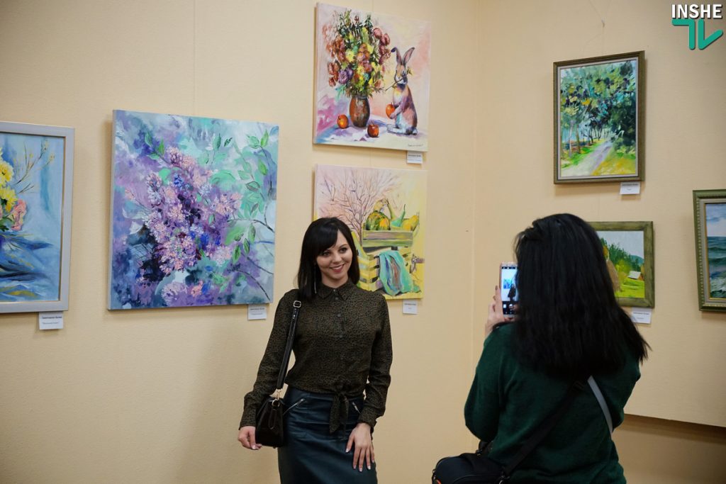 В ожидании весны девять николаевских художников подарили горожанам одноименную выставку 1