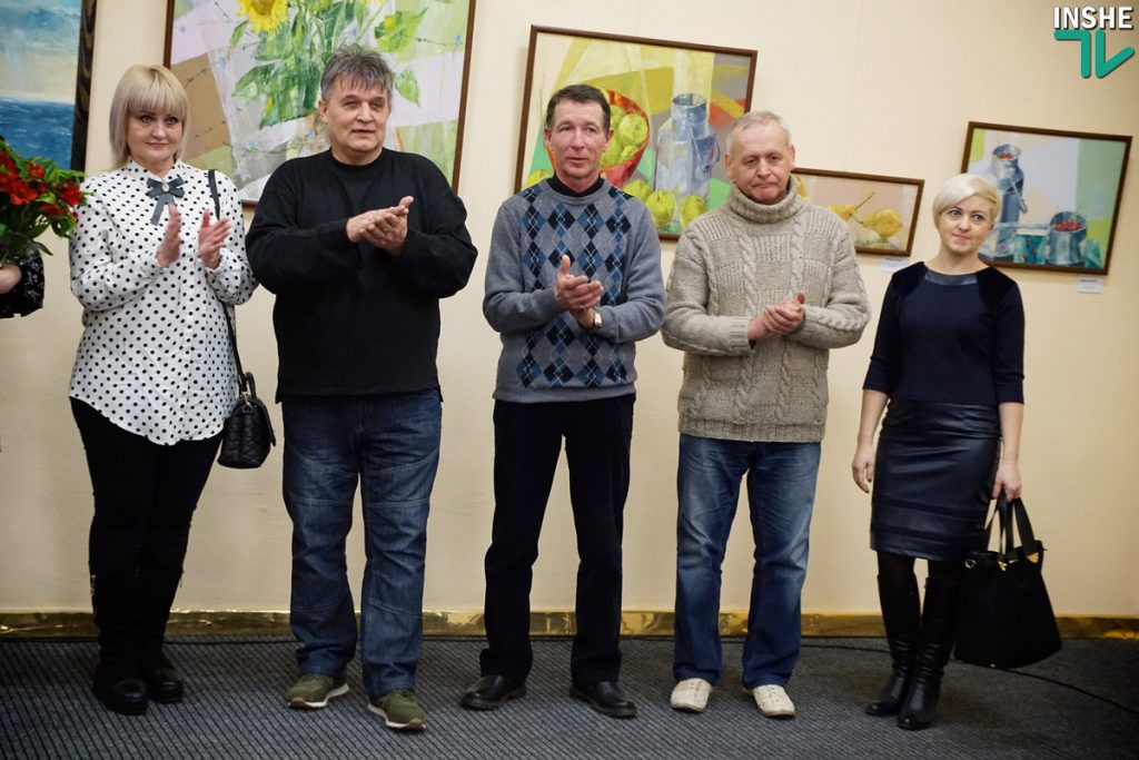 В ожидании весны девять николаевских художников подарили горожанам одноименную выставку 25