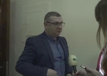 Чем еще заниматься на аппаратном? В Кропивницком директор коммунального предприятия смотрел порно