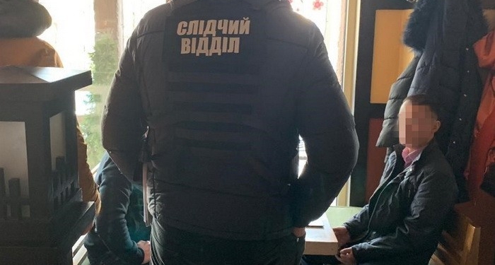 На Николаевщине сотруднику СБУ предлагали взятку в 500 долларов за помощь в легализации выходцев из Юго-Восточной Азии