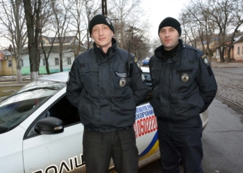 В Николаеве задержать мужчину, который на выходе из магазина ограбил женщину, помогла «тревожная кнопка»