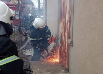 На Николаевщине из-за печки загорелись кресла