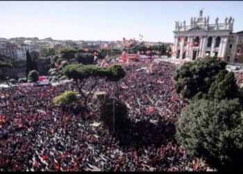 Профсоюзы вышли на крупнейшую акцию протеста с 2015 года в столице Италии