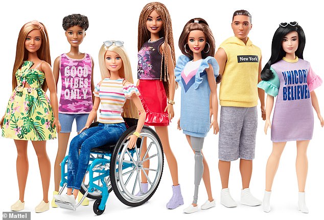 Среди Барби появятся куклы с протезом и в инвалидной коляске 1