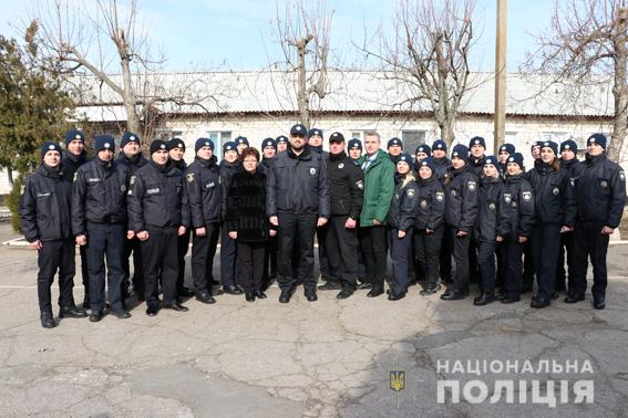 В Николаеве 32 полицейских присягнули на верность народу Украины 23