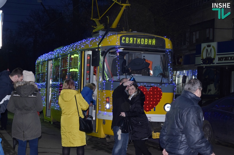 Как по Николаеву в День святого Валентина «Трамвайчик влюбленных» катался 25