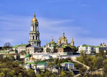Из-за растраты культурных ценностей в Лавре открыто производство
