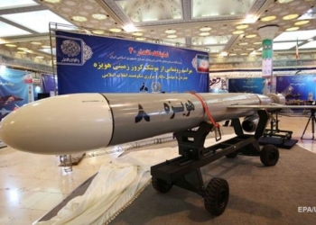 Иран испытал новую крылатую ракету