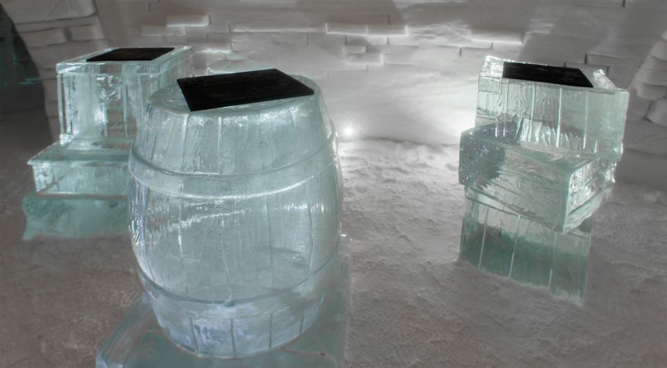 Из снега и льда – в Финляндии изваяли замок по мотивам «Игры престолов» 7
