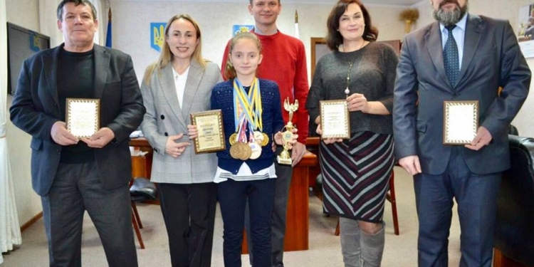 Юная спортсменка из Николаевской области добыла победу в чемпионате Украины по бадминтону среди спортсменов с проблемами слуха