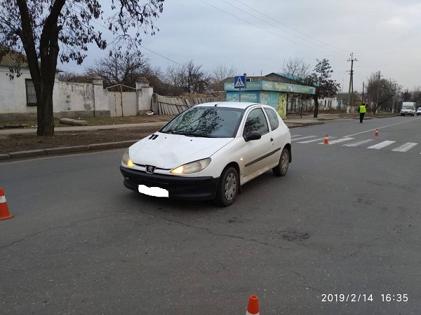 В Корабельном районе на переходе сбили 14-летнюю девочку 6