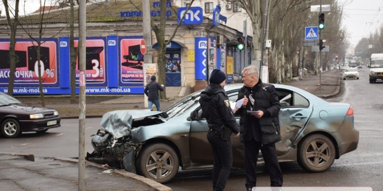 Депутат Николаевского горсовета попал в ДТП