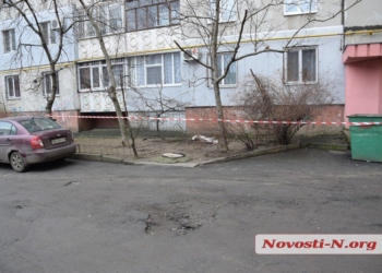 В Николаеве пенсионер выбросился с девятого этажа