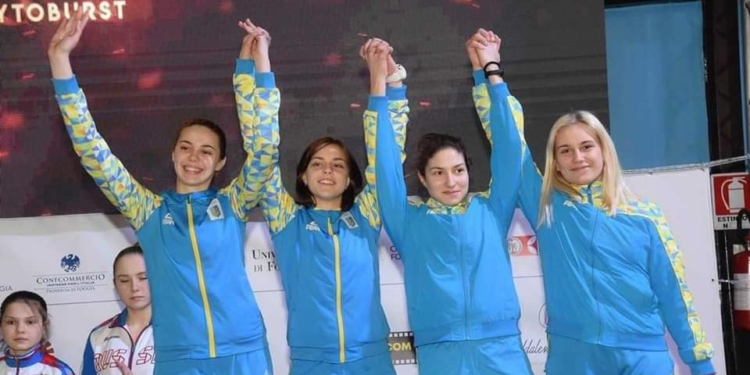 Юные рапиристки из Николаева помогли Украине добыть командную «бронзу» на чемпионате Европы