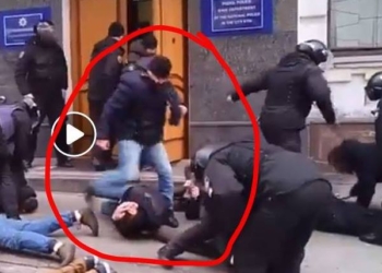 Новый скандал с украинской полицией «Ложись, Бандера!»: полицейские запустили флешмоб «Я – бандеровец»