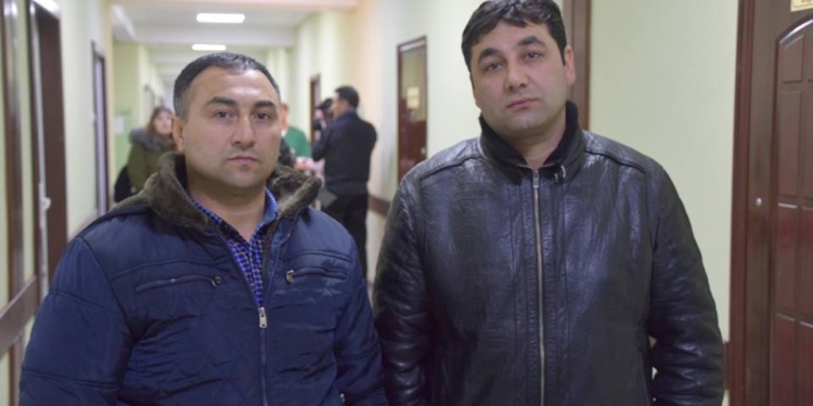 Президент Азербайджана наградит николаевцев, которые спасли семью из горящего автомобиля