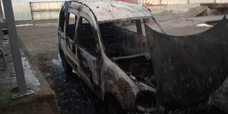 На Николаевщине сгорел Renault Kangoo