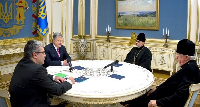 Порошенко поблагодарил епископов УПЦ в США за помощь в создании независимой украинской церкви