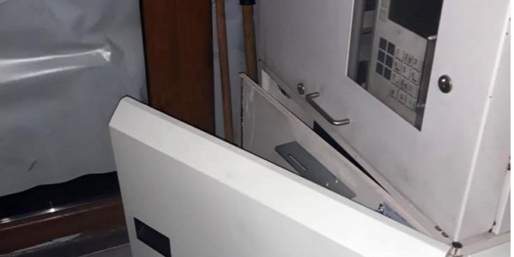 На Волыни задержали группу злоумышленников за кражу более полумиллиона гривен из банкомата