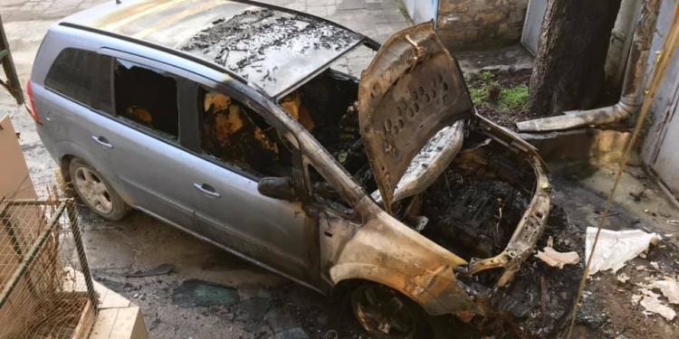 В Одессе сгорел автомобиль участника протестов против застройки города