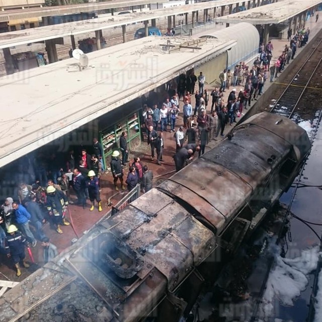 Трагедия в Каире. Не менее 20 человек сгорели на ж-д вокзале 9