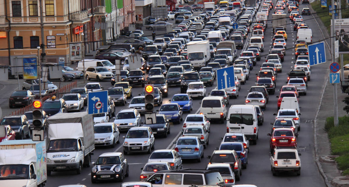 Названы города с самыми большими в мире пробками
