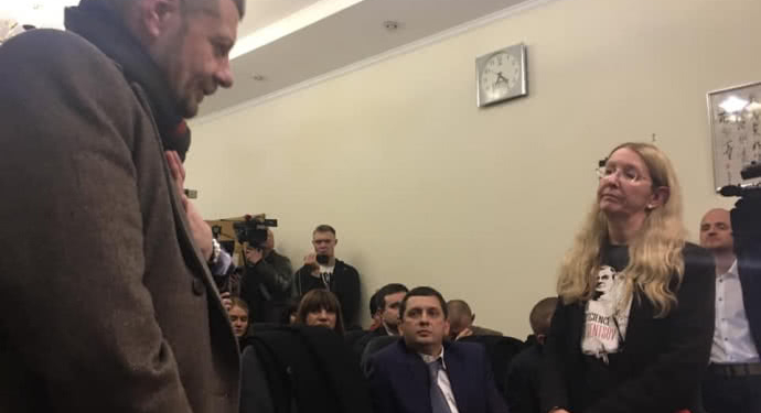 Супрун не смогла быстро вернуться к должности: суд взял паузу