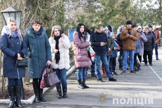 В Николаеве 32 полицейских присягнули на верность народу Украины 15