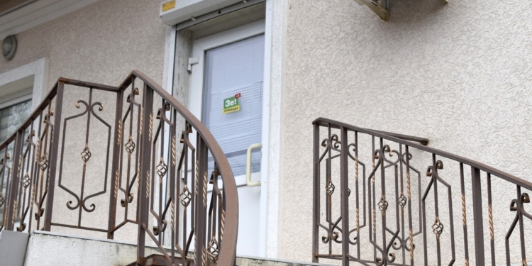 По инструкции. Команда ЗЕ открыла офис в Николаеве