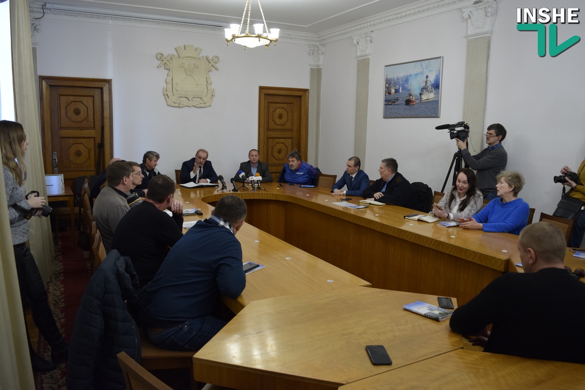 Исполком не будет повышать тарифы коммунальных ЖЭКов: «Вы можете быть управляющими компаниями, идите в народ»