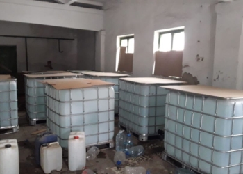 Индийский опыт не учит. В Николаеве “брендовый” алкоголь из технической воды и сомнительного спирта