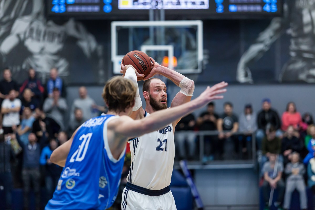 МБК «Николаев» в равном матче уступил «Днепру»