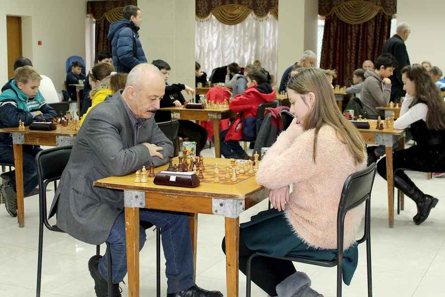 В Николаеве провели шахматный турнир в память об Аркадии Шмирине и Ларисе Мучник 3