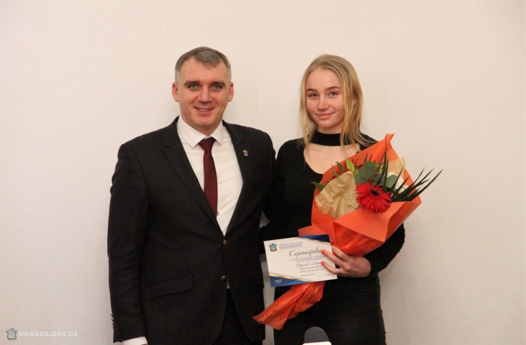 Более полусотни спортсменов Николаева получили стипендии мэра и городского совета 21
