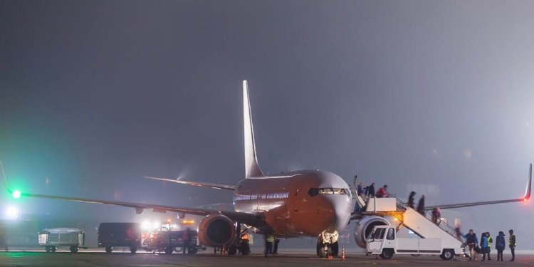 Николаевский аэропорт впервые принял и отправил ночной пассажирский рейс