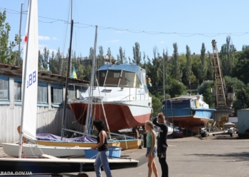 Декоммунизация коснется КДЮСШ «Коммунаровец» в Николаеве – спортшколу предлагают переименовать в «Атлант»