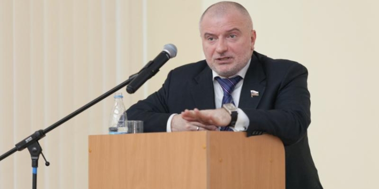 Госдума приняла в первом чтении законопроект об изоляции российского сегмента интернета