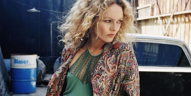 Ванесса Паради выпустила клип на песню “Kiev”