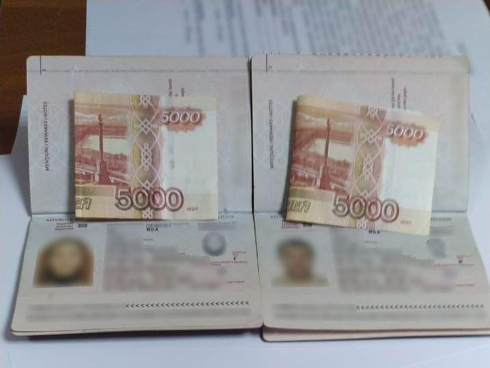 Украинских пограничников пытались «купить» за взятки в $900 и 10 тысяч рублей 7
